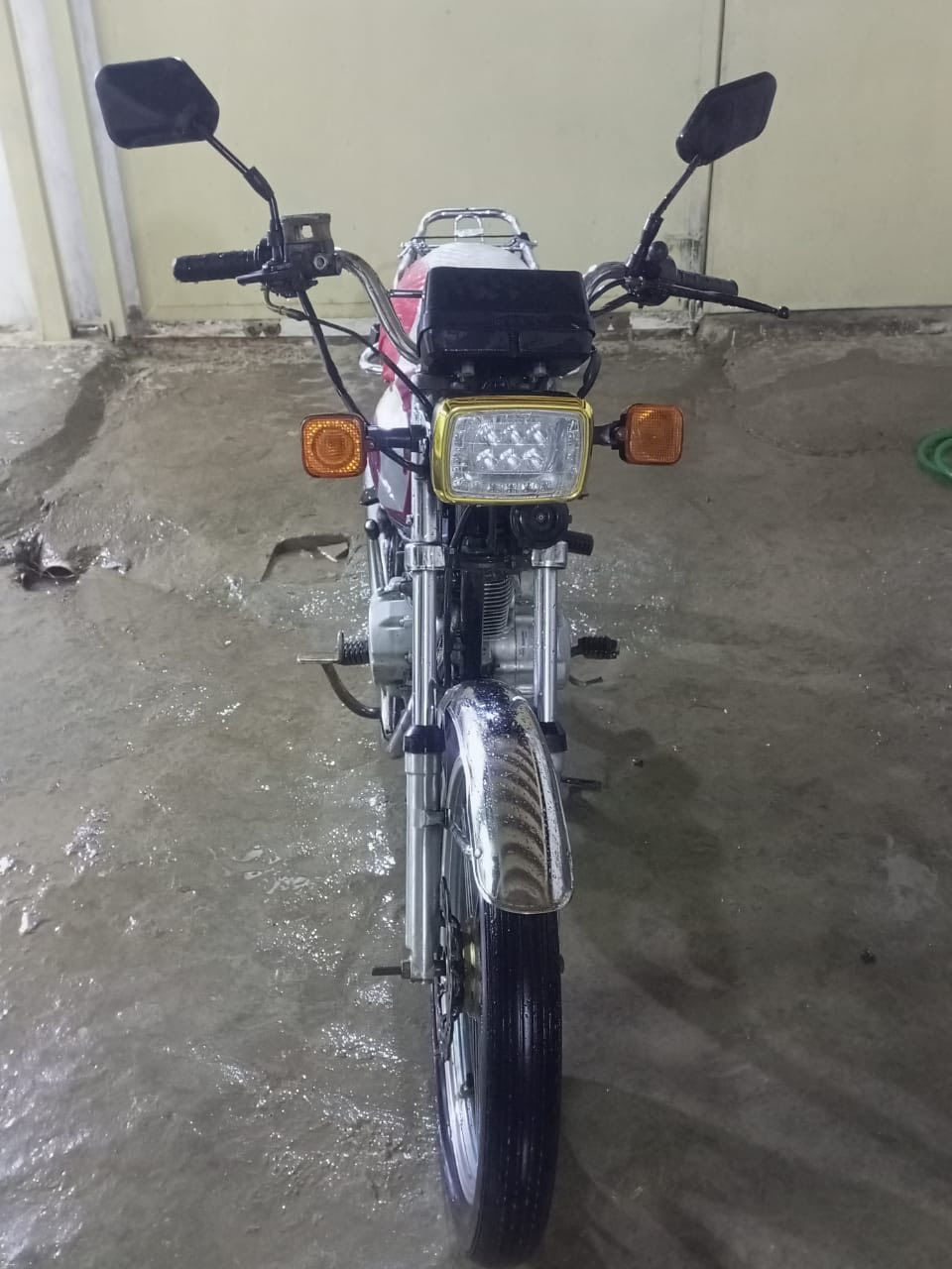 سلام عليكم سيفان ١٩ مكينه نضيفه دشبول وماصده واشاير وكلشي شغال وسلف نقصه بس باتري سعر٢٧٥وبي مجال للغوالي


**إذا كنت صاحب هذا الإعلان وتريد حذفه لأي سبب، رجاءا أرسل رسالة إلى الدعم الفني**