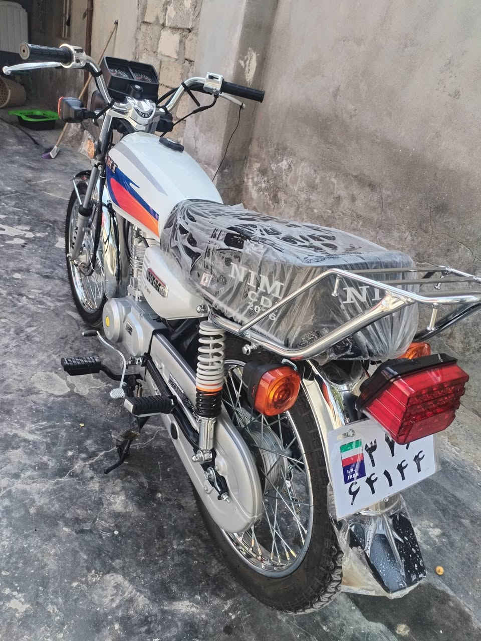 سلام عليكم 4گير مديل 2026 صار 20 يوم من طالعه دراجه خير من الله اوراق سكنر الله شاهد اني ما متبطر ع بيعته بس محتاج ومستعجل عليها سعر 900 وبيها مجال قليل مكاني نعمانيه ***********
