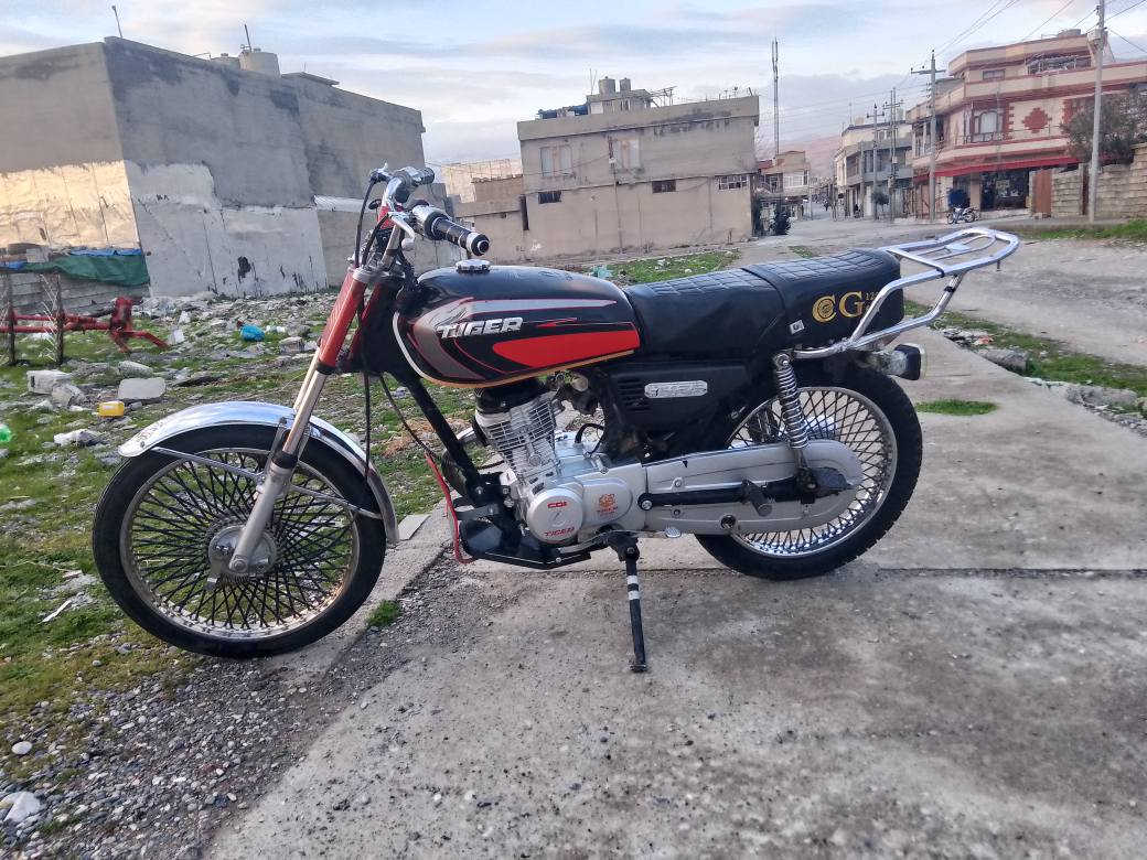 بە ناوی خوای گە ورە مهرە بان ماتور TIGER🐆🐆مە کینە 125گیرو مە کینە بە شە رت نە رون نە دوکە ل نادات بێ حەیب نرخی 280مە حامە له شوین قە لادزێ 
*********** بشدار, السليمانية
