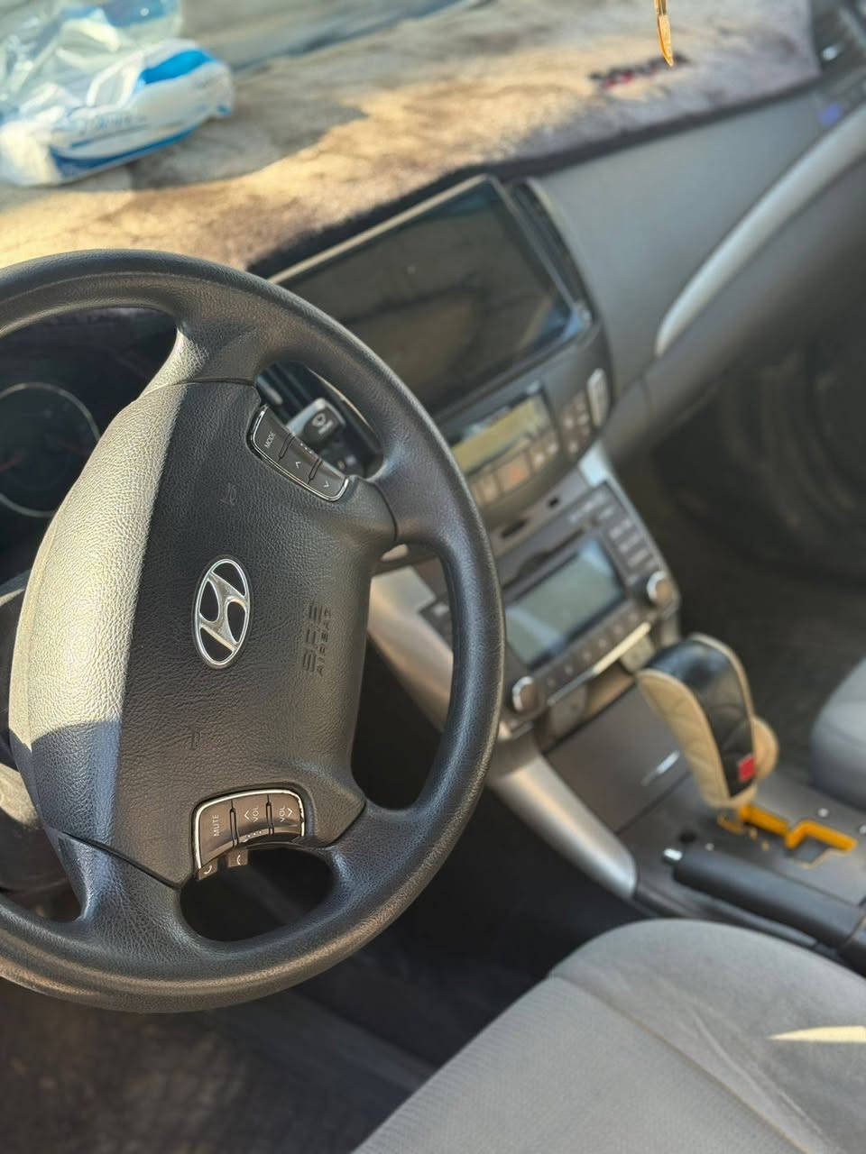 ادوات ادوات ادوات سوناتا ٢٠٠٩ للبيع السعر ٤٤ وبيها مجال للتواصل ***********
