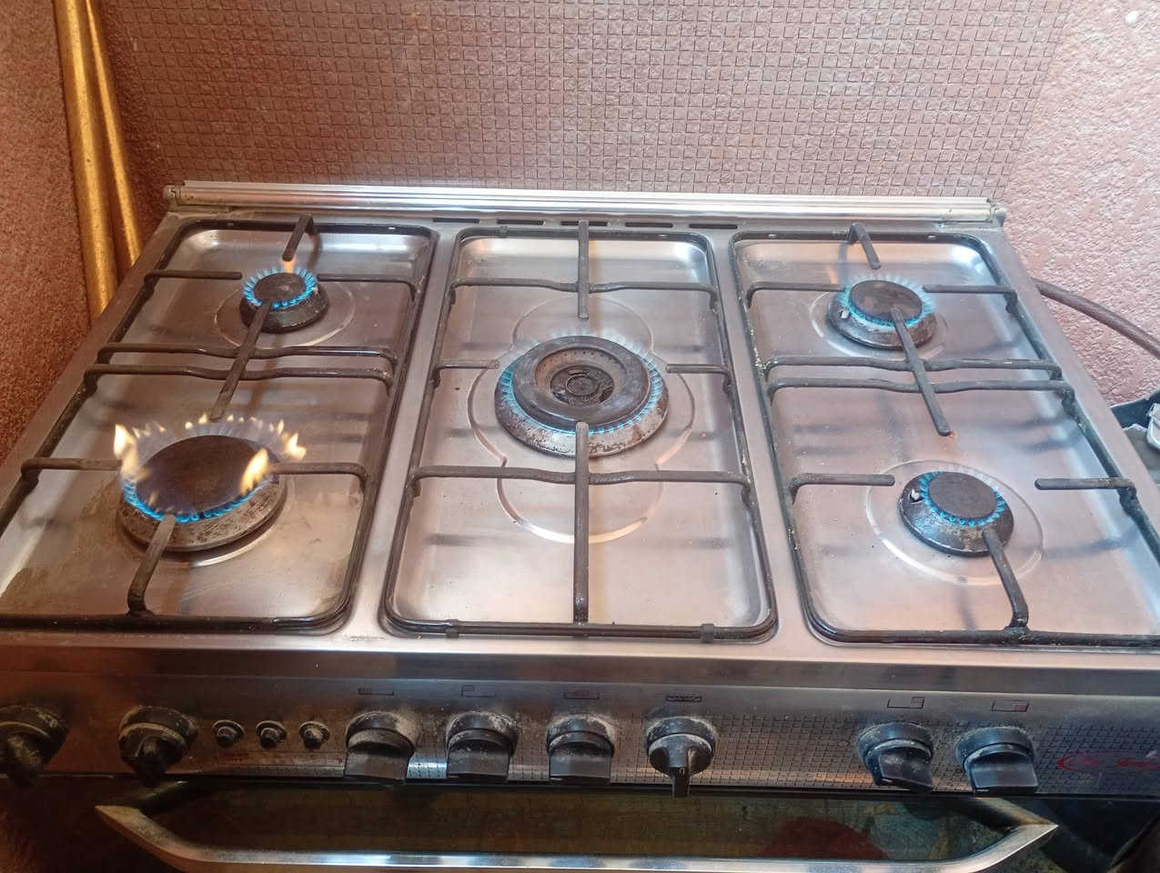 يوجد طباخ للبيت خمس عيون شغال
المكان كربلاء 

باب بغداد 

السعر 350


**إذا كنت صاحب هذا الإعلان وتريد حذفه لأي سبب، رجاءا أرسل رسالة إلى الدعم الفني**