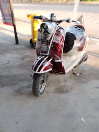 دراجه عبد الحيلم للبيع نظيف ومرتب بس الزك شلته منه لان ماعجبني للمراوس...