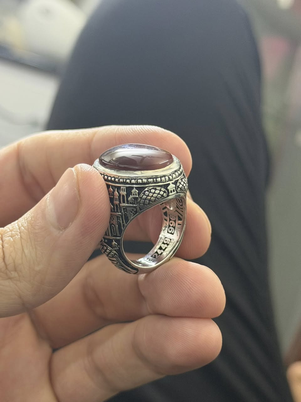 محبس عقيق يماني كبدي جديد صياغه ثقيله يدويه صياغه عارف مكاني بغداد


**إذا كنت صاحب هذا الإعلان وتريد حذفه لأي سبب، رجاءا أرسل رسالة إلى الدعم الفني**