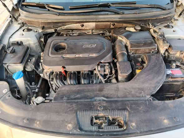 🔹 للبيع: هيونداي سوناتا 2015 🔹
السعر: 15,000$ بيه مجال

📌 المواصفات:

المحرك: GDI

حجم المحرك: 2.4 لتر

القير: أوتوماتيك

نظام الدفع: أمامــي

وارد: أمريكي

---

📌 حالة الهيكل والبوية:

البُنيد مصبوغ نصفه

الجاملغ الأمامي جهة الصدر مبدل جديد

الجاملغ الخلفي جهة الصدر بيه تصليح ومصبوغ نصفه

باقي السيارة على وضعها

---

📌 المواصفات الداخلية والخارجية:

شاشة

كاميرا رجوع

مثبت سرعة

حساسات خلفية

مرايات كهربائية

شبابيك كهرباء

مكيف بارد

ريموت سنتر

---

📌 معلومات إضافية:

السنوية باسمي لحد 2030

السيارة محرك وقير فوول

جاهزة للسفر وما تشكي من أي شي

---

📌 السعر:

💰 15,000 دولار

📌 الاتصالات:

📞 ***********
📞 ***********
