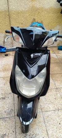 دراجه سكنز فحل شغاله تحتاج فقط ترتيب ونواقص بصيطه السعر ٣٥٠ وبي مجال ٠...