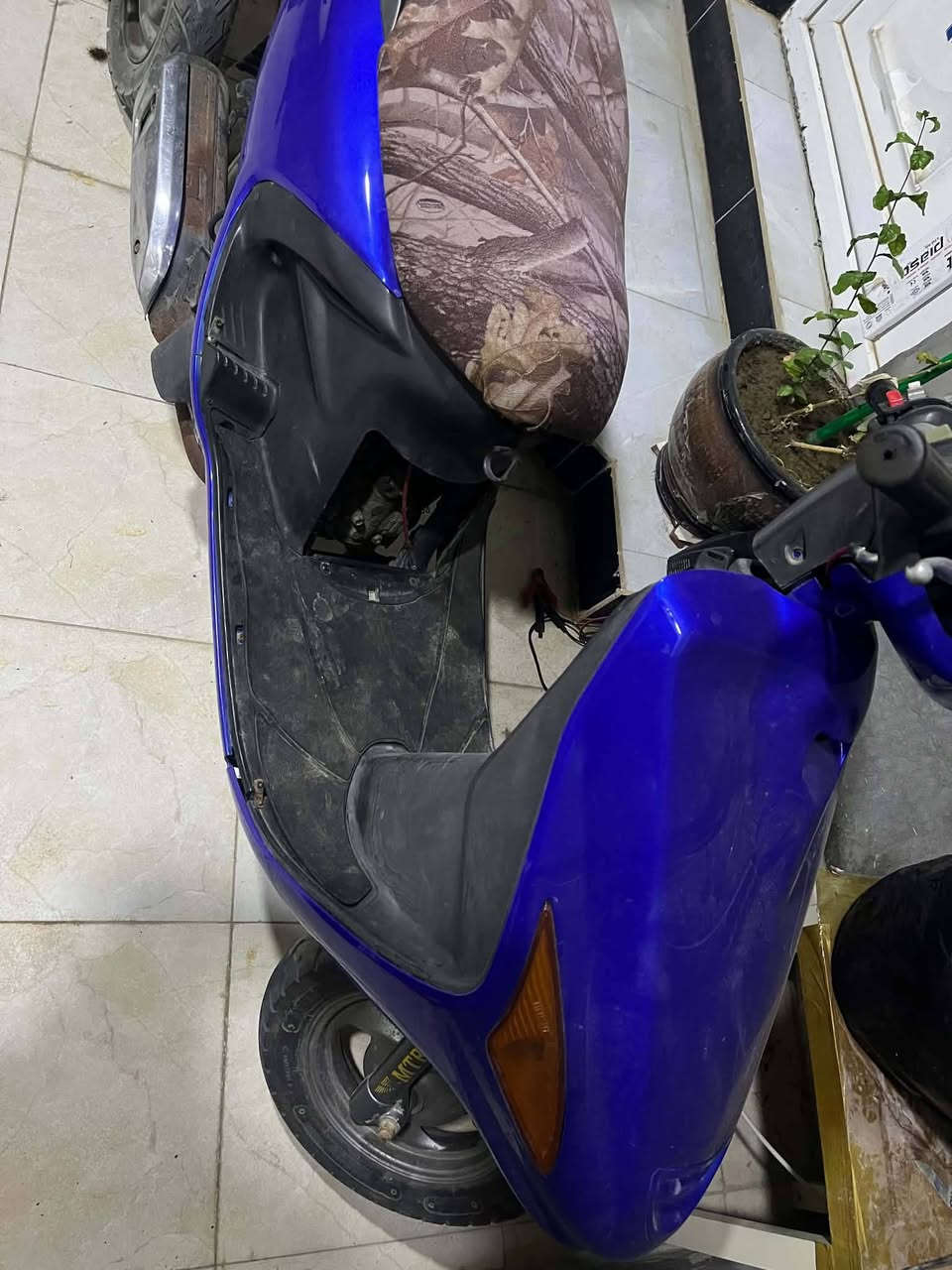 دراجه فورتي للبيع متكامله من كل جهات نكره سلف نشطه سعر 350 وبيه مجال الاستفسار رقم ***********
