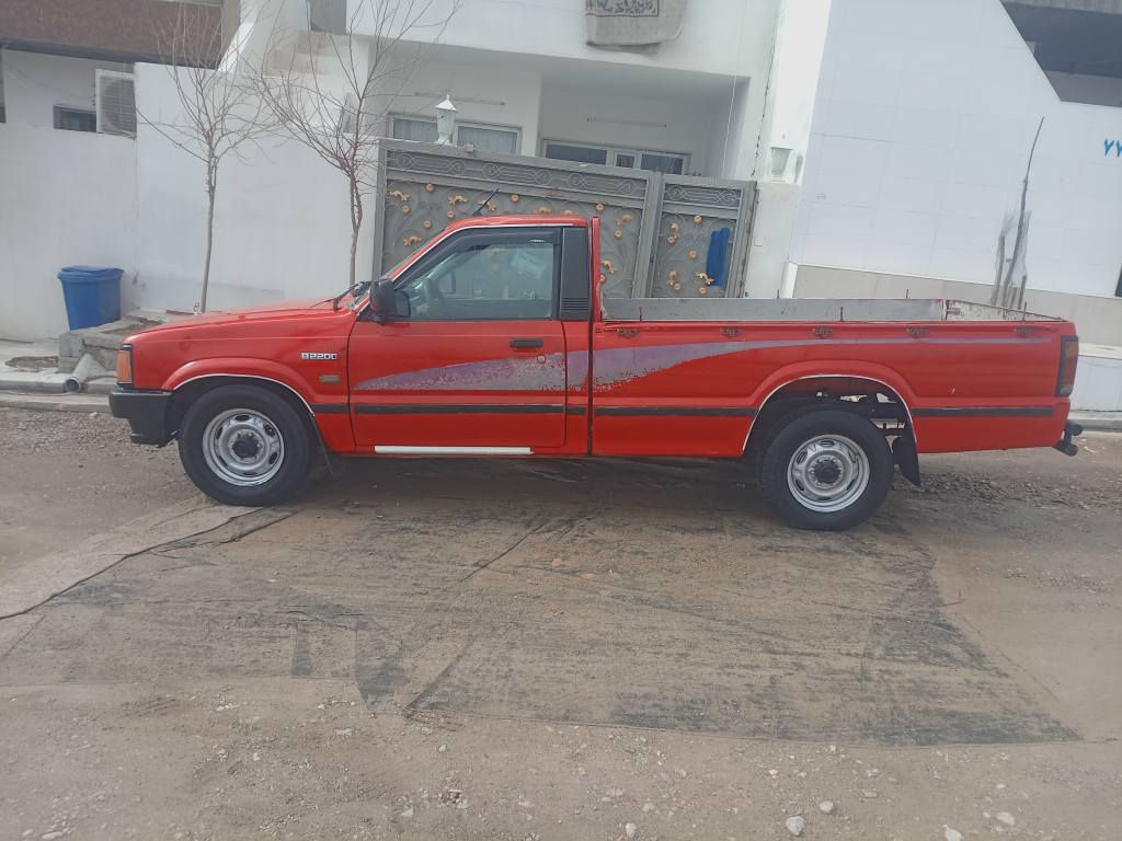 به ناوی خوا پیکه پ مازده مودیل 96 ،به خه، بیلیدان سةيارةكة توندو توله، پینج قولابه، 3 وةرةقة غه رامه ي له سه ره
نرخ 49 وةرةقة وکه میک مةجال
شوين هةولير ژ. *********** أربيل, العراق
