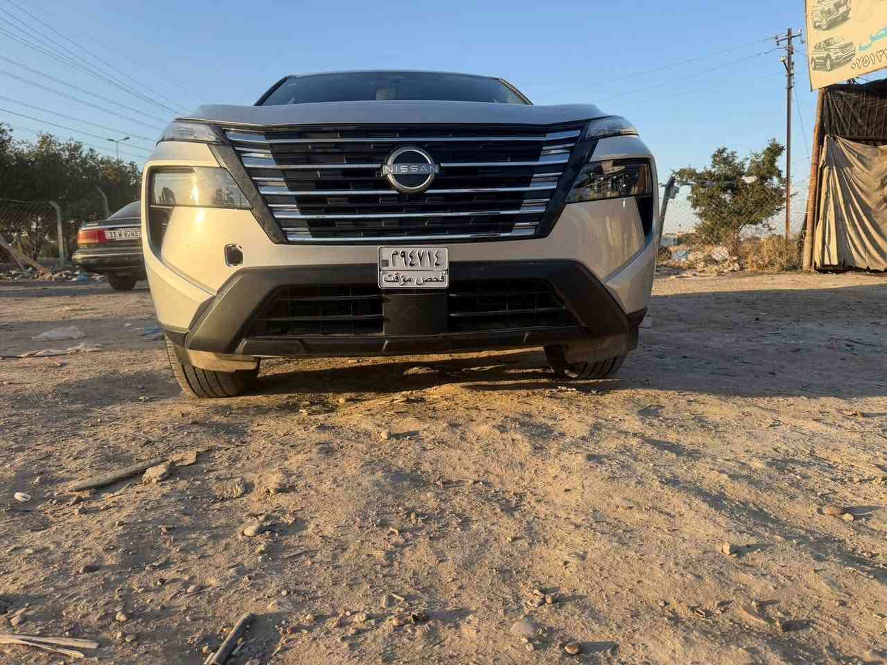 اسلام عليكم نيسان روج ٢٠٢٤ دخول جديد بدون رقم محرك ١٥٠٠ تيربو حادثهه بسيط سعرهه مناسب ١٣٧مكاني بغداد الشعله مصلحه وكامله مابيهه نقص
***********
