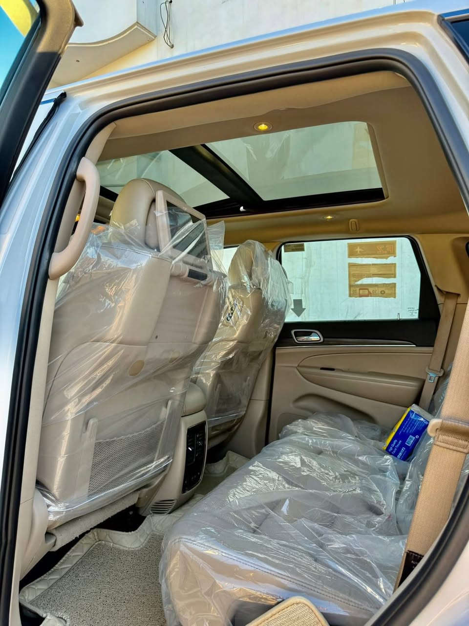 البيع جيب موديل 2019 شركه هارلم
3 شاشات خليجي فول سياره كلين بعده بل كارتون وزيرو ماشي 52 سعر (خاص  كشن حار و بارد حساس امامي و خلفي دسك ميموري زراك رادار سياره اب اسمي  كبل حول ***********
