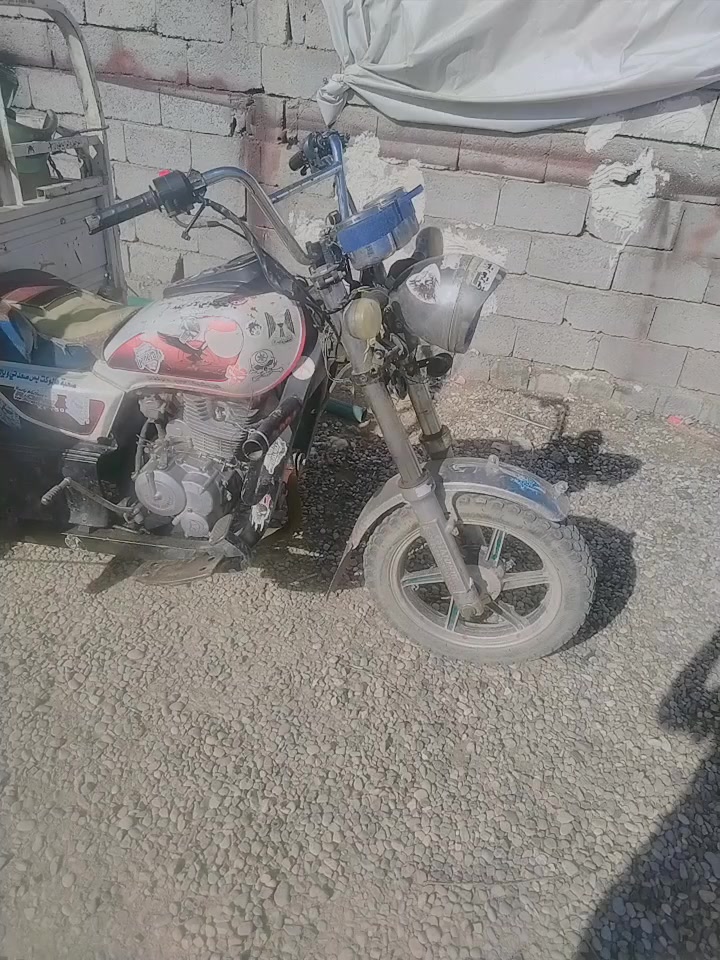 ستوته البيع موديل ٢٠ منفس موجود ركبه شرط أوراق جنوبيه ٦ ورقات مكان سليمان بيك محرك شرط مامفتوح ٢٢ شرط *********** مكان سليمان بيك *********** اسعار مليون وبيها مجال حك جيه
