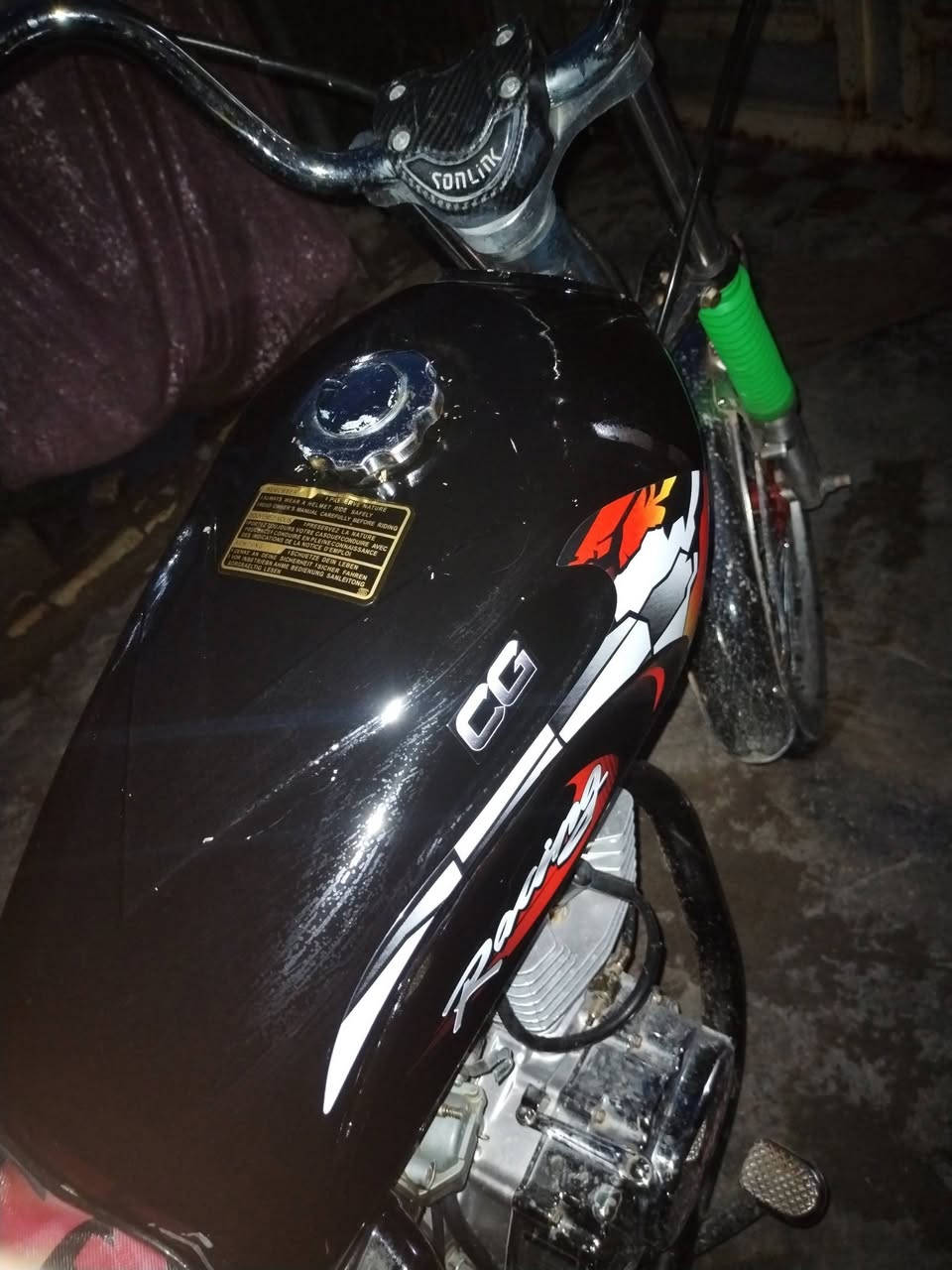 سلام عليكم تانكي مضلع باكستاني+راسطه رقم واحد +كشن. للبيع سعر خاص


**إذا كنت صاحب هذا الإعلان وتريد حذفه لأي سبب، رجاءا أرسل رسالة إلى الدعم الفني**