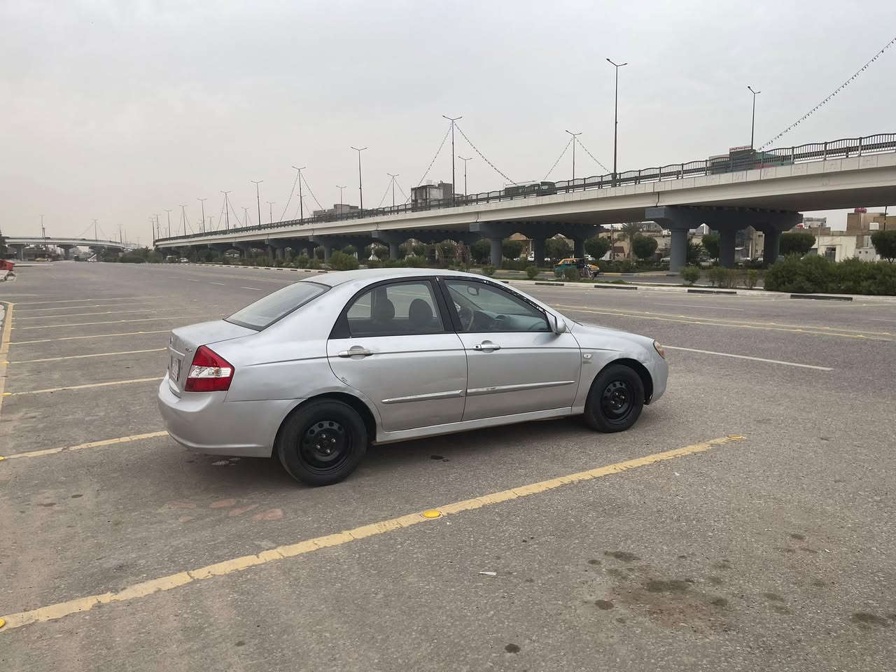 السلام عليكم
للبيع كيا سيراتو موديل 2007رقم بابل تحويل مباشر مكينه 1600دكشن عالي مكينه كير حداديه مكفولات سياره مكفوله من الضربه والتبديل بيه صبغ احزام اثر جراد دواخل شواصي لغود تكم كله مكفول تبريد ثلج ❄️ كهربائيات كله شغاله سياره حلوه وكامله مال جناي السعر 72وبيه مجال
العنوان كربلاء المقدسه 
للاستفسار ***********
