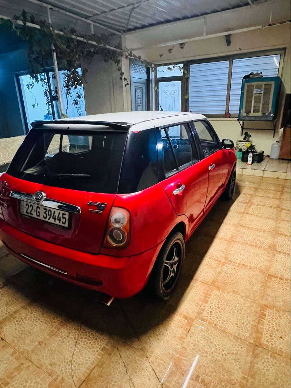 لیفان ٣٢٠ ٢٠١٤ زۆر مەزبوتو بێحەیبە 
فول مواسەفات 
دووجام کارەبا 
تەبرید ساردو گەرم 
گێچ ئەلیکترۆنی 
شاشە ئایپاد 
دوو سویج
مەکینە ٤ پستنی ١.٣
٢وەرەقە غەرامەی لەسەرە دەیگەرێنمەوە
*********** أربيل, العراق
