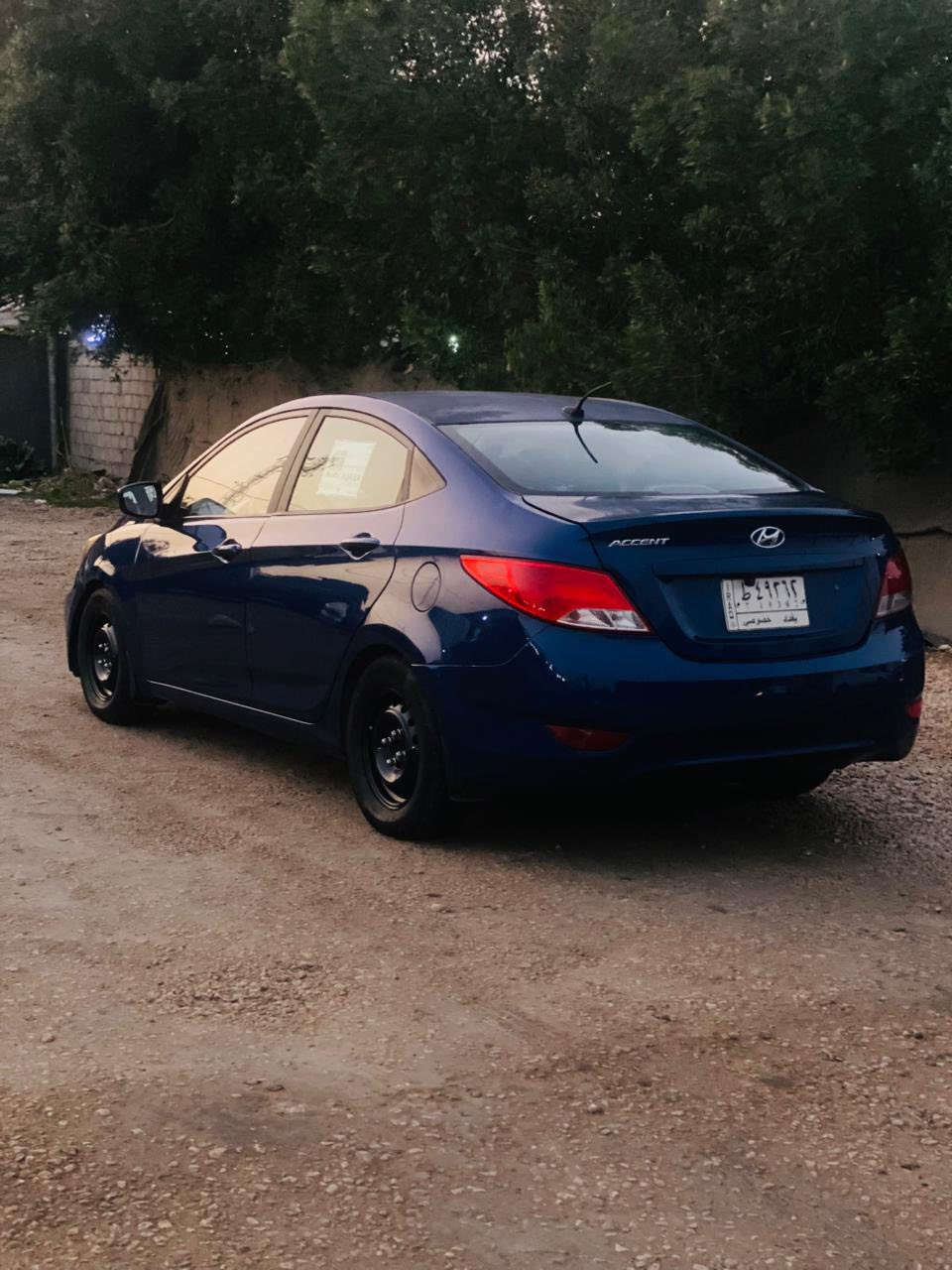 السلام عليكم للبيع اكسنت موديل 2017رقم بغداد السيارة جاهزه كير و محرك كفاله تخم تاير جديد حداديه جديده السياره بيها رشات صبغ ابيع حزامً اثر جراد السياره ليبل واحد 
شواصي كفاله لغود كفاله  محرك 1600ا
السعر 82وبيها مجال
اللاستفسار ***********
مواصفات السياره
شاشه 
كأمره
جامً كهربائي 
مرّي كهربائي 
بيع فقط بدون مراوس وما ترهم قسط☝️☝️☝️☝️
