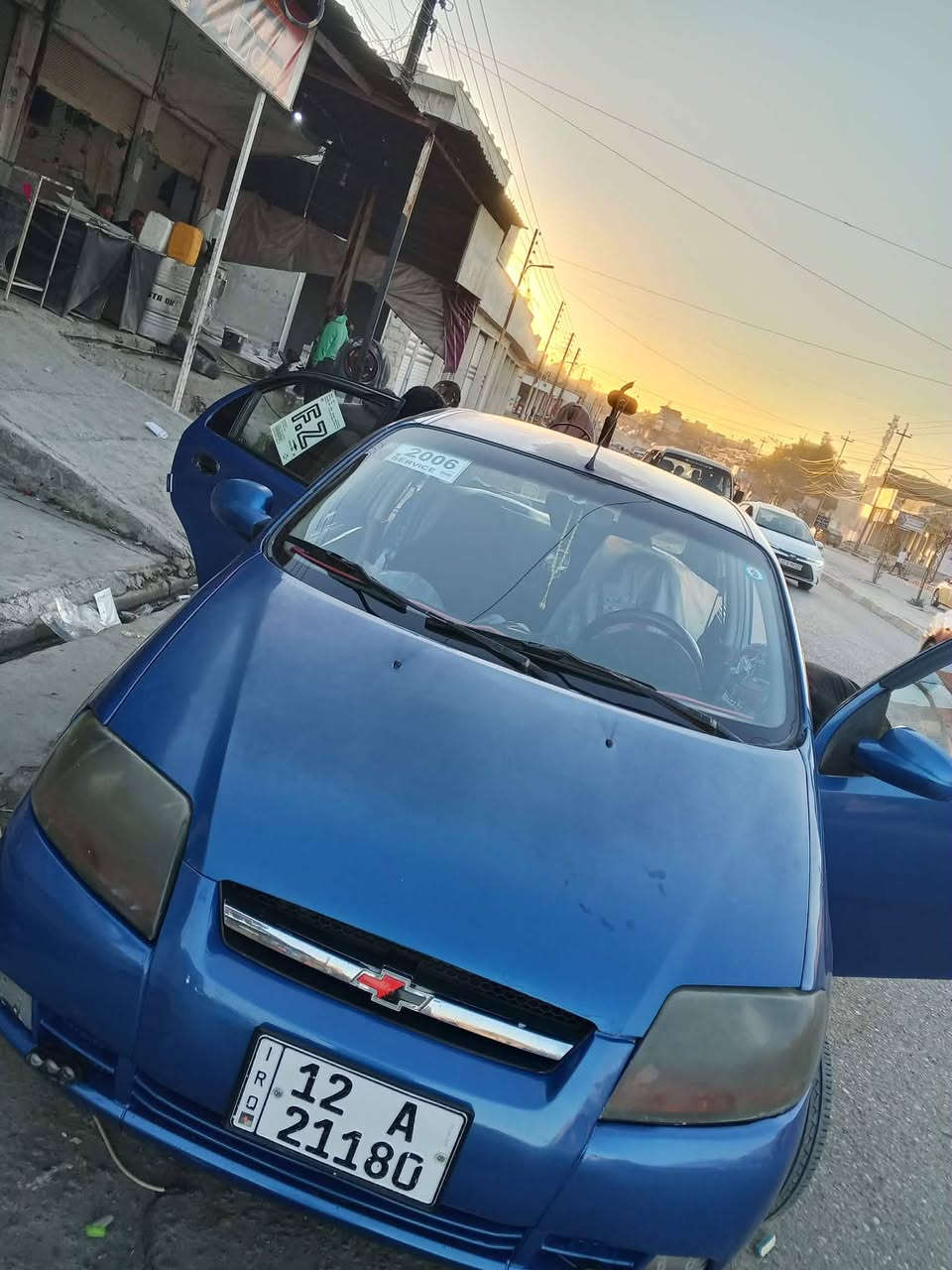 إعادة النشر بسبب الوعود الكاذبه سيارة افيو  للبيع موديل 2006  محرك استره 
سياره نضيفه كير ومحرك  شرط 
طخم تايرات جديد 
حداديه 80 بالميه
السياره باسمي سنويه لحد 2030
بيها كابون بانزين  وبيها تليقطات ابيع حزام  وشرط التحويل
مكان السياره موصل حي عدن
 السعر45 وبيها مجال وللاستفسار اكثر اتصل *********** واتساب واتصال
