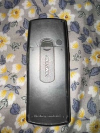 سامسونج C100 • نظيف • معه شاحن