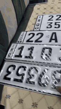 السلام عليكم يوجد لدينا ترقيم للجميع انواع السيارت خصوصي عمومي انشائي تكسي شرط طبق الاصل عائديه توصيل للجميع المحافظات اخي العزيز ملاحضات شغلي عربون بدون عربون لاتخابرني ارجوك
   ***********
