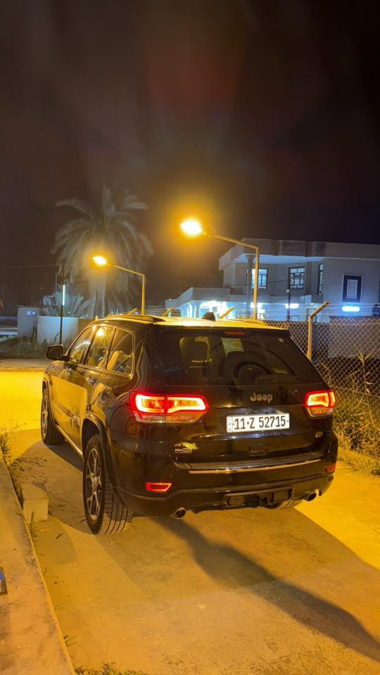جيب 2021 اوفر لاند اسود 
ماشية: 5970mi
فول الفول :
جكات 
بانوروما
رادارات حساسات
داخل بيجي مال خليجي

وارد امريكي حادث خفيف واستعمال نضيف
حادث جاملغ مبدل بلادي اسود نفس لون
وصبغ شبر بالبنيد تصليح مرتب وصبغ مرتب
صار بي كلير اكثر من الشبر بشوية
وبيه رصعتين بالباب الخلفي خفيفات وصورهن عندي

مكان السيارة بغداد اليوسفية
***********
اتصل واتساب ماسنجر خط أجاوبك حته عل تنقو اجاوبك
وانطيك سعر ❤️
