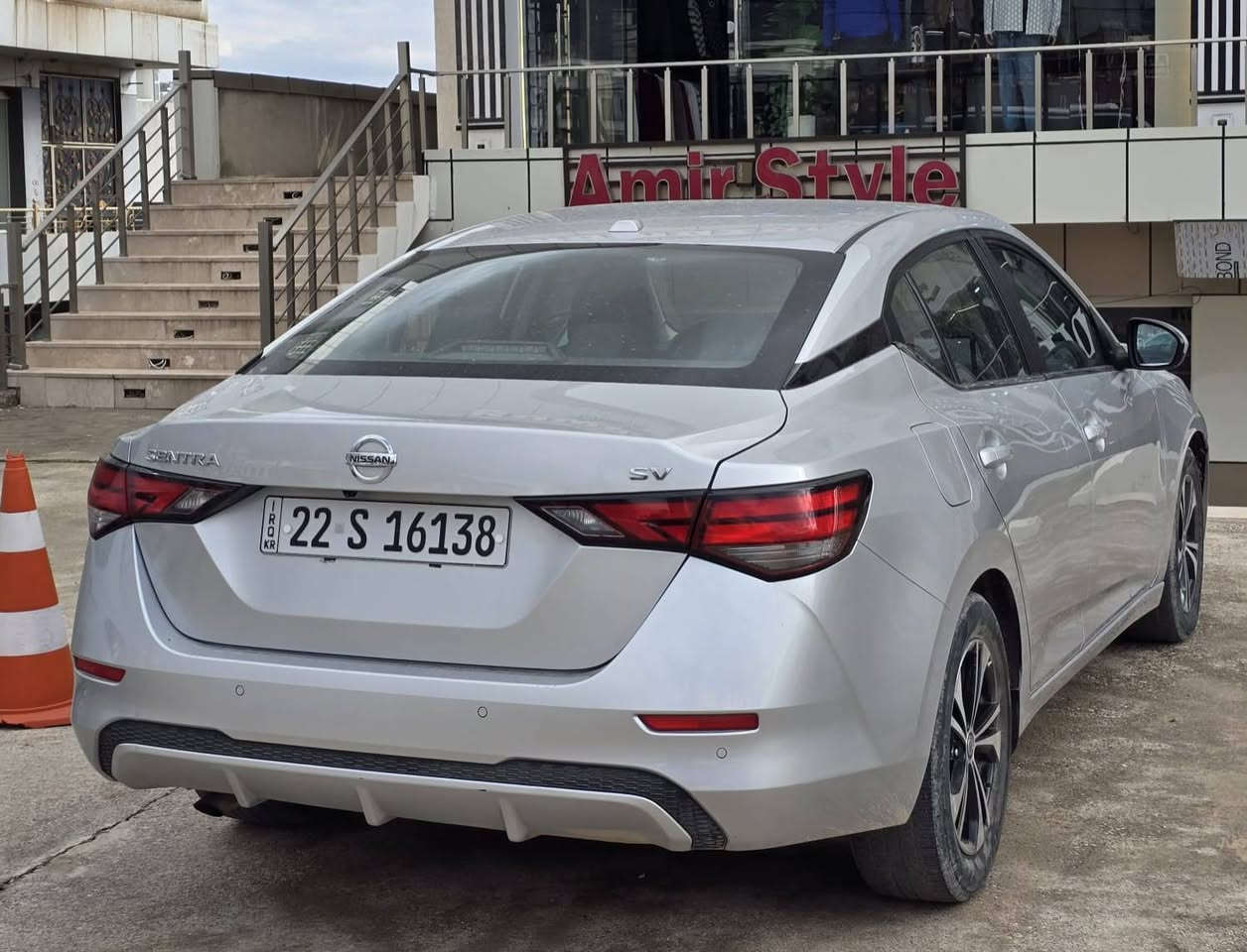 نیسان سێنترا  ٢٠٢٣ sv
مواسەفات / بەسمە ، دەرگا بەسمە ، شاشە گەورە ، ڕاداری پێش و پشت و تەنیشت ، carplay ، سوکان ڤۆلیۆم ، تەعدیل سورعە ، لایت زینۆن ، تەبرید مەرکەزی ، تەبرید لەمس ، کوشن هیتەر ، ئاوێنە ئیشارەت ، سەماعە گەورە ، سێ مۆدی لێخورین eco , normal , sport , خەتی جادە ، زۆر مواسەفاتی تر ….. 
تەنها ٣٥ هزارب ڕۆیشتووە 
سەیارەکە تەنها بۆنیت بۆیاغە بێ ناوگرتن ئێرباگ تەنها سوکانی سیستەم بیلادی دانراوەتەوە پێش و پشتی کەپسە بەشەرت 
هەموو گیانی بەشەرت دەفرۆشین 
چوار تایەی تازەی لە ژێرە 
کارەبایی و ڕادار و بەردی گزۆز بەشەرت 
سەیارەکە ڕەقەم و سەنەوی تا ٢٠٣٠ تازەیە و تحویل و غرامە و بەناوکردن بەشەرت 
سەیارەکە بەس ماشالله ی دەوێت زۆر پاکە  
بۆ زانیاری زیاتر :

*********** وەتسئاپ أربيل, العراق
