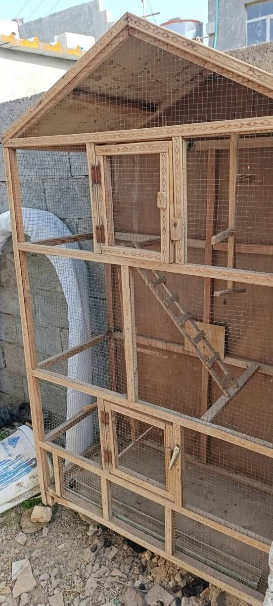 السلام عليكم  قفص للبيع كامل  عرض 110/طول 175
نضيف مابي اي ضربه بس ناقصه تنضيف 50 بي مجال  ‏‏‪
*********** واتساب فقط مكان ديالى العنبكيه
