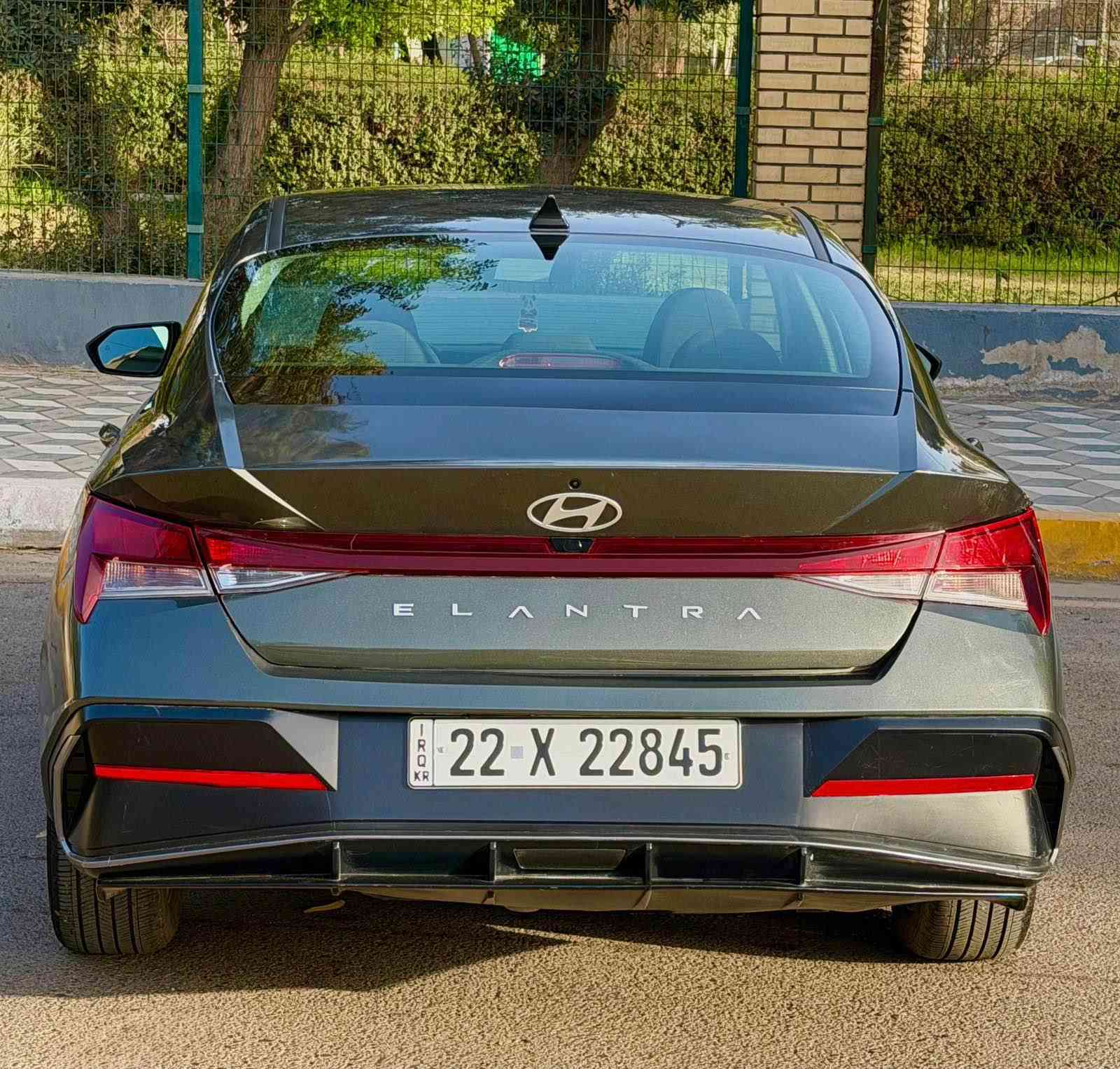 السلام عليكم
للبيع فقط بدون مراوس

النترا 2024 
وارد امريكي
ماشيه (7) ألاف فقط زيرو جديده بوضع الشركة بدون اي نقص 

حادثهة بارد بحافة الجاملغ الأمامي وصبغ نص فبق صندوك بدون ايرباك 
مواصفات
مكينة 2000 دوش
بصمة تشغيل وابواب
شاشه كبيره متصل ديجتل 
لد بلدشبول متغير
لايت زنن بلادي 3 عدسات
كار بلي 
رادار امامي
ورادار خلفي
ورادار جانبي
تحديد مسار
قياده ذاتيه
تنبيه خروج عند المسار
ويل كب لد نهاري. فول تحكم ستيرن
كير اوتو +عادي‼️. تنبيه. اهتزاز. بلستيرن 
السياره بعده بوضع الشركه ومابيه ولا نقص
رقم اربيل الجديد تحويل وكاله مضمون 
للاستفسار
السعر (163)وبيهة مجال كلش بسيط
العنوان بغداد العطيفية
*********** بغداد, العراق
