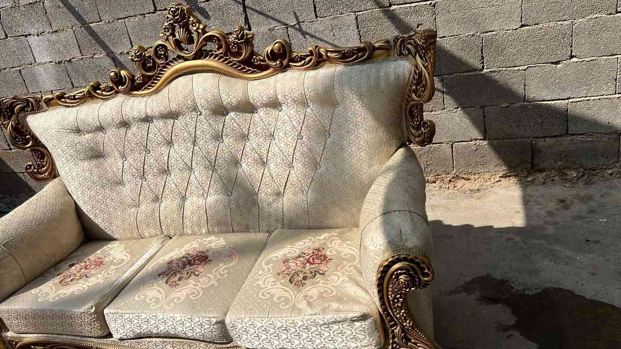 للبيع 450وبيها مجال لشراي  بغداد *********** تواصل وتساب وبلخدمه
