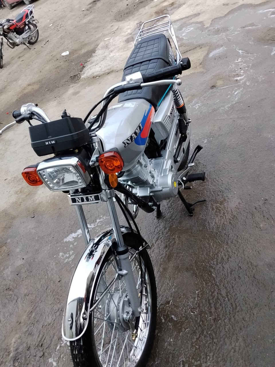 السلام عليكم دراجه نامه للبيع  موديل 2025 دراجه صار سبوعين من منزله جديده مكان حله حي الزهراء الاستفسار ***********
