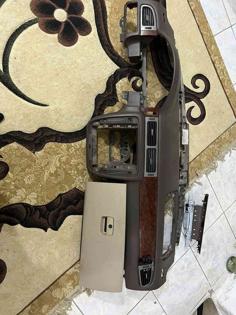 سلام عليكم للبيع دشبول اصلي بي كسور نظيف يحتاج تصليح ويا صاجيات ودكتات تبريد وجمكمجه  وايرباك جديد كاملات معه شاشه شغاله نظيفه جدا كلهن ابيعهن سوه  السعرب٢٥٠ الف


**إذا كنت صاحب هذا الإعلان وتريد حذفه لأي سبب، رجاءا أرسل رسالة إلى الدعم الفني**