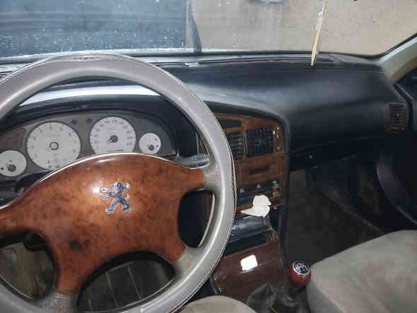 بيجو بارص 2012 رقم نينوى مسطرة سنوية إلى 2029 تحويل مباشر سيارة جاهزة بيها قطعتين صبغ بدون دواخل جاملغ الامامي اليمين وقبغ صندوق سعرها قفل 50  للاستفسار ***********
