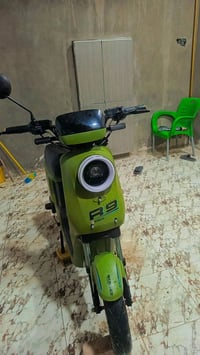 R9 • زيتوني طاافي • حجم ١٦