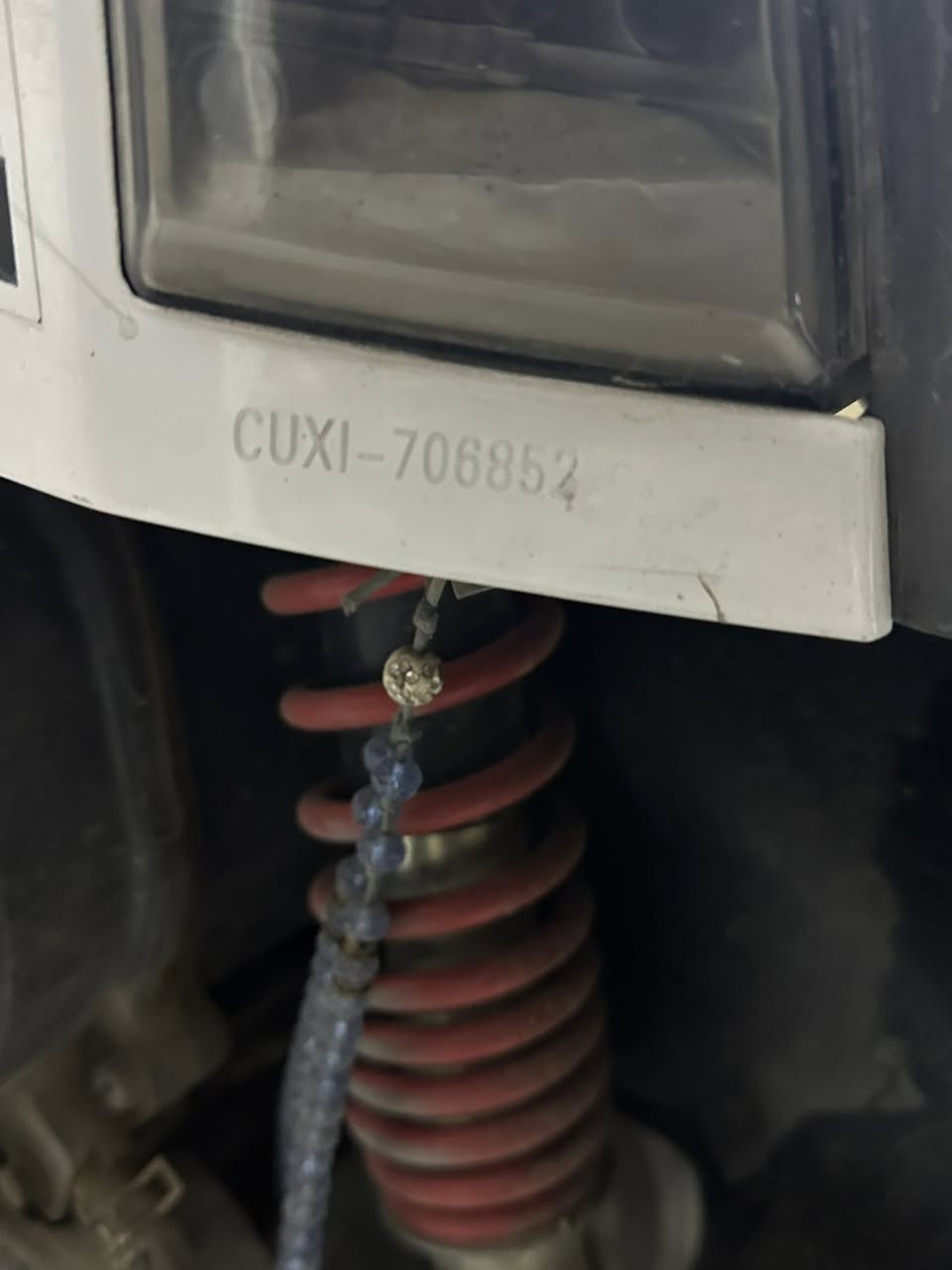 السلام عليكم للبيع بوليس ختم واحد ويا المكينة جيب ٢٠ الف فيتر وتعال افحص كفر ختم واحد اصلي
كيلو متر العداد اصلي كابريتر اصلي كله اصلي وبلادي 
لايت زنون اشاير شغالة دراجه على وضع البلاد ✈️
المكان بغداد البلديات ***********السعر 750 الف وبيه مجال حك الجية
