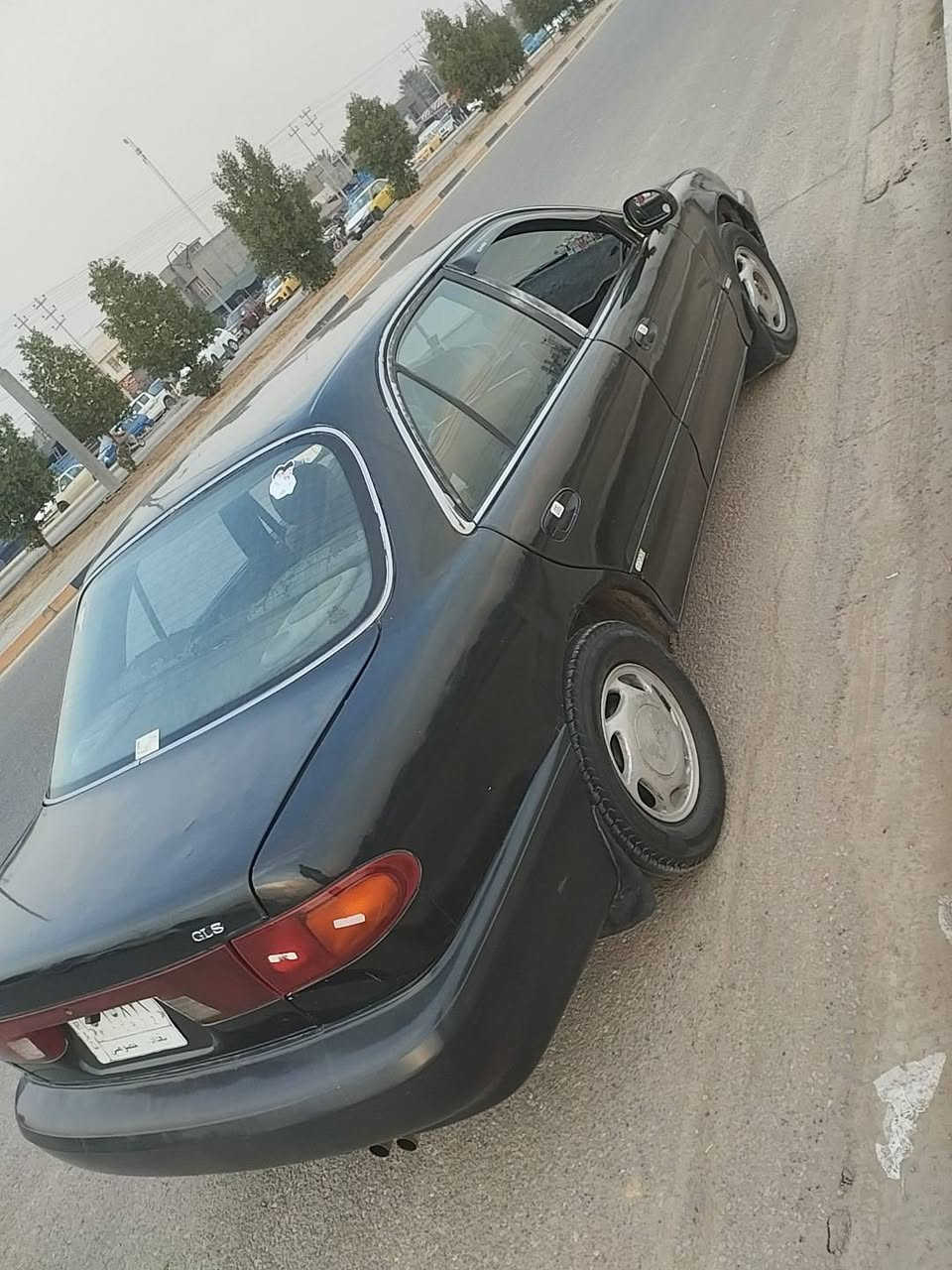 السلام عليكم
سوناتا 2 بغداد مكفوله من الضربه والكص 

ع وضع الشركة تبريد تدفئه السعر 40 وبيها مجال 

  ***********
