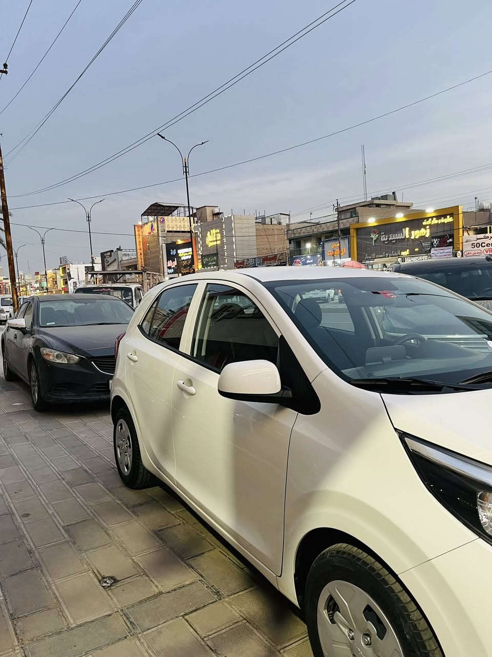 سلام عليكم
كيا بيكانتو موديل 2023 خليجي بيه فقط ٣ قطع صبغ اثر شخط بدون اي ضربه فقط شخط وانبخ ماشيه 10 الاف رقم أربيل هزه وفحص جديدات 
مواصفاته شاشه بلاديه وكاميرا بلاديه وحساسات ومري كهرباء وتحكم جهتين وجي بي اس 
مكاني بغداد السيديه (***********)
