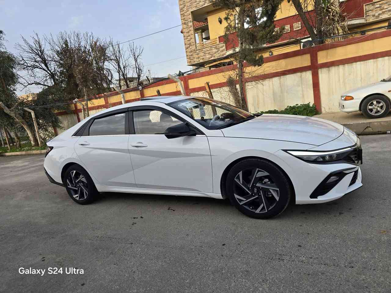 للبيع
سعر 140$
النترا موديل 2023 وارد صيني ماشية 48 ألف 
محرك ٤سلندر كير اوتوماتيك شرط المحرك والكير 
رقم اربيل دولي رقم وهزة وسنويه جديد شرط التحويل 
فول مواصفات 
🚫بدون صبغ بيها تعديل بارد بحافة قبغ صندوك 
سيارة جاهزه 
عنوان موصل 
***********
