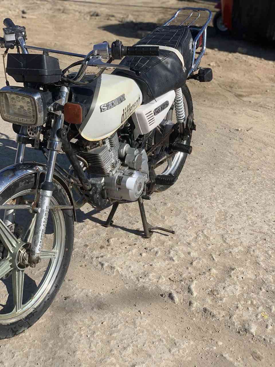 سلام عليكم اخوان دراجه البيع موديل عشرين سافان أوراق اصولي ما عوزه برغي اتصل وبيك خير ودلل***********
