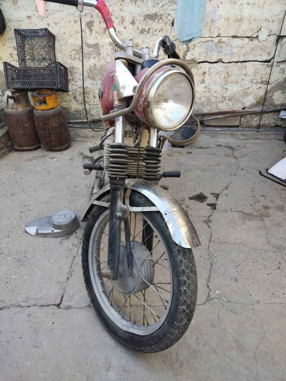 السلام عليكم ماطور MZ81
نضيف اوشغال كلشي مابي او مكينه ناعمه ونضيفه
السعر 550 اوبي مجال التواصل عل رقم *********** مابي واتساب
