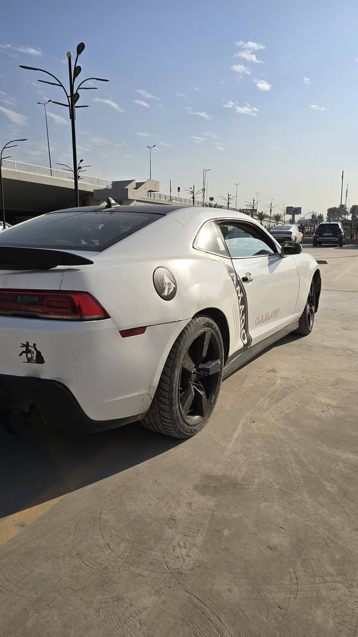 السلام عليكم... كمارو 2010 محدث 2018 للبيع
شباب السيارة مصبوغة عام حادثها بجم و جاملغ خلفي عكس السايق

المكينة 6سلندر 3600

والكير مكفولات مابيهم شي

السياره يحتاجلها صدر تعبان شوية

عارضها ب 68 ورقه
مكاني الدوره شارع ٦٠

للإستفسار التواصل على

***********
