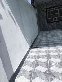 من رخصه الادمن  خلفه سيراميك متاح للعمل وباسعار مناسبه وشغل درجه اولى ...