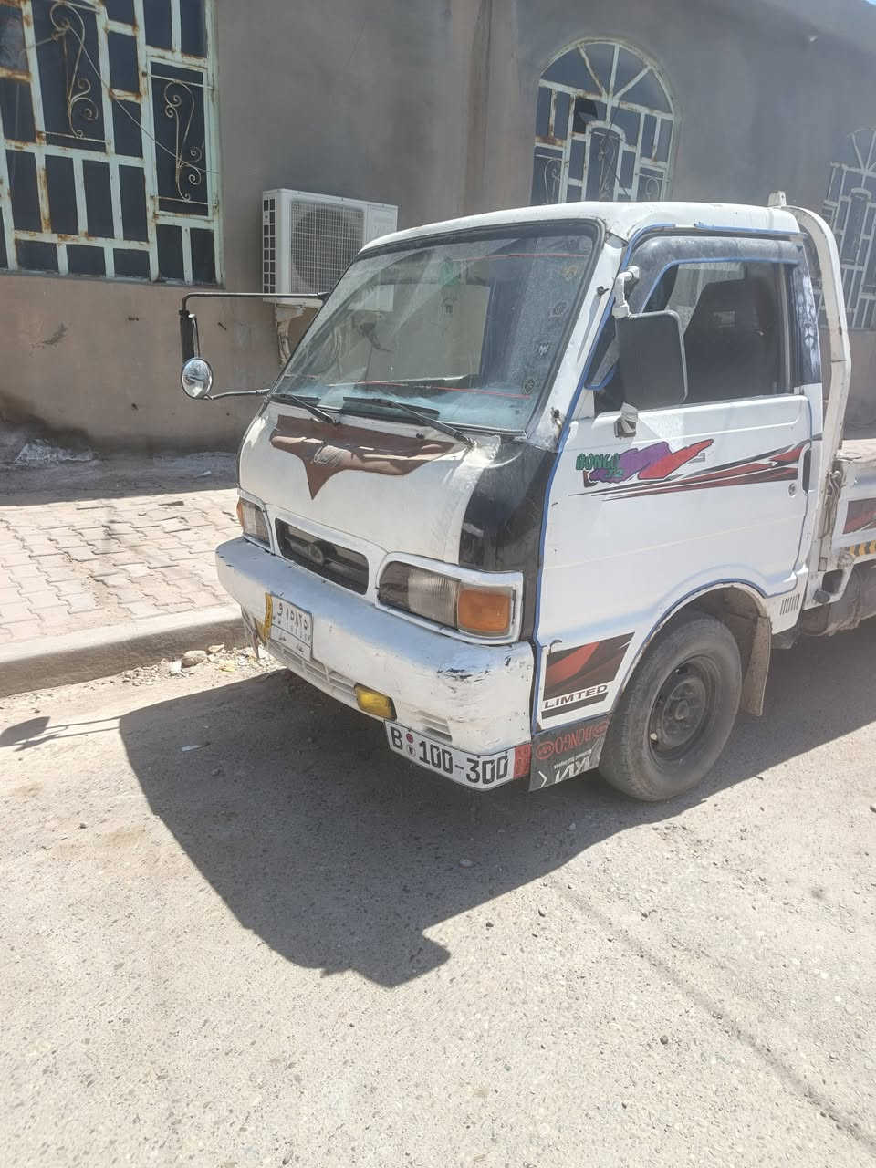 سلام عليكم بنكو 95 سياره جاهزه بيها نواقص بسيطه
مكاني بغداد مجمع بسمايه
ب42 وبيها مجال حك الجيه 
***********
