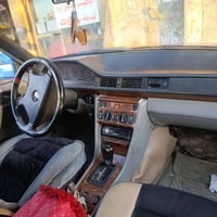 مرسيدس • موديل ١٩٩٢ • مكينة ٢.٥