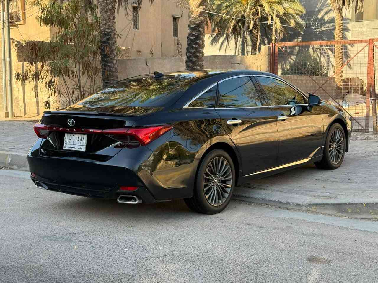 افلون 2019  الشكل الجديد رقم بغداد تحويل ثاني يوم . وارد امريكي حادثهه ربع قبق جنطه بدون ايرباك  .  موصفات بصمه .  كشنات جلد تدفئه كشنات +كشنات كهرباء  اتو هولد . ٣ انظمه قياده ايكو . نورمل . سبورت . سايد بريك بصمه .تحكم ستيرن فول . شاشه وكامره دواره  بلوتوث + اندرويد اتو . اناره داخليه .  حداديه زيرو . محرك 6 سلندر . كير ومكينه مكفولات . تبريد قطعتين  ثلج . 
السعر  207$ الشراي يخابر ويدلل 
للاستفسار  ***********
مكان السياره كربلاء
