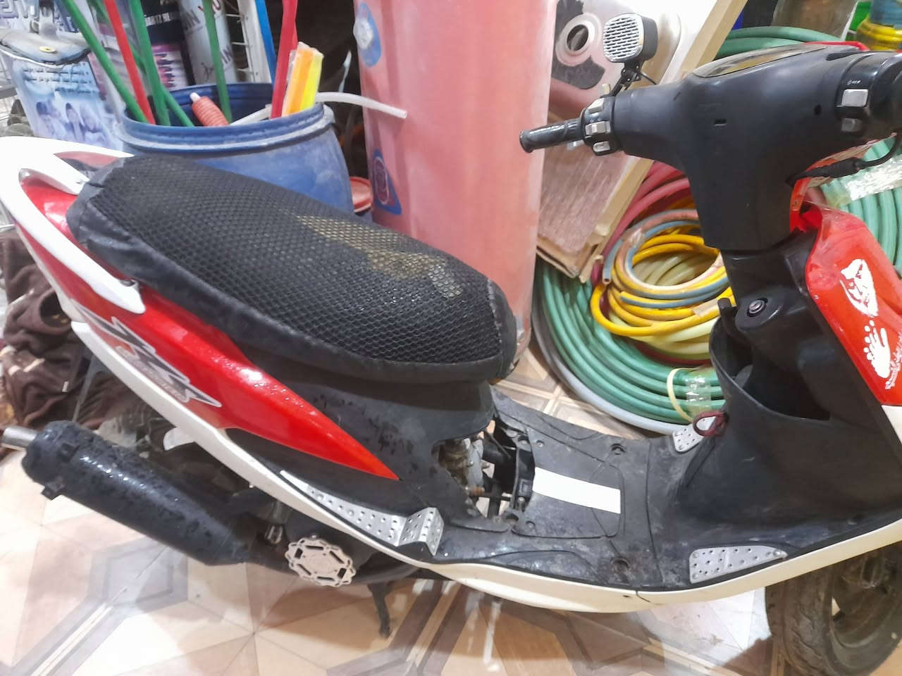 دراجه ماكس للبيع نظيفه فوول المكان ابو رمانه رقم الهاتف ***********
