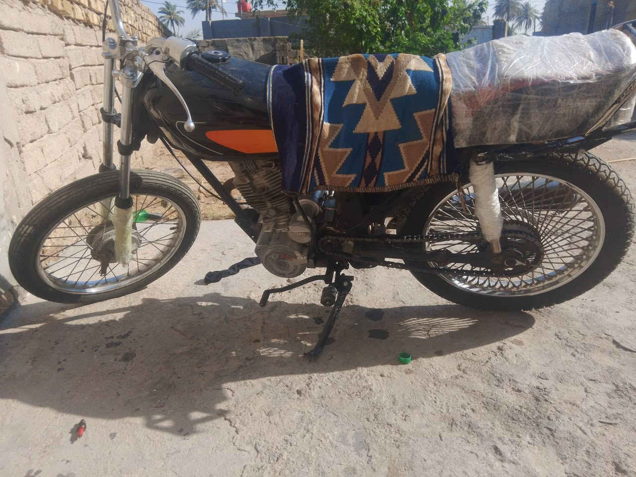 للبيع كلك بيهه بس ولفات معلكه سعر قفل قفل 100. وهذه رقمي ***********
