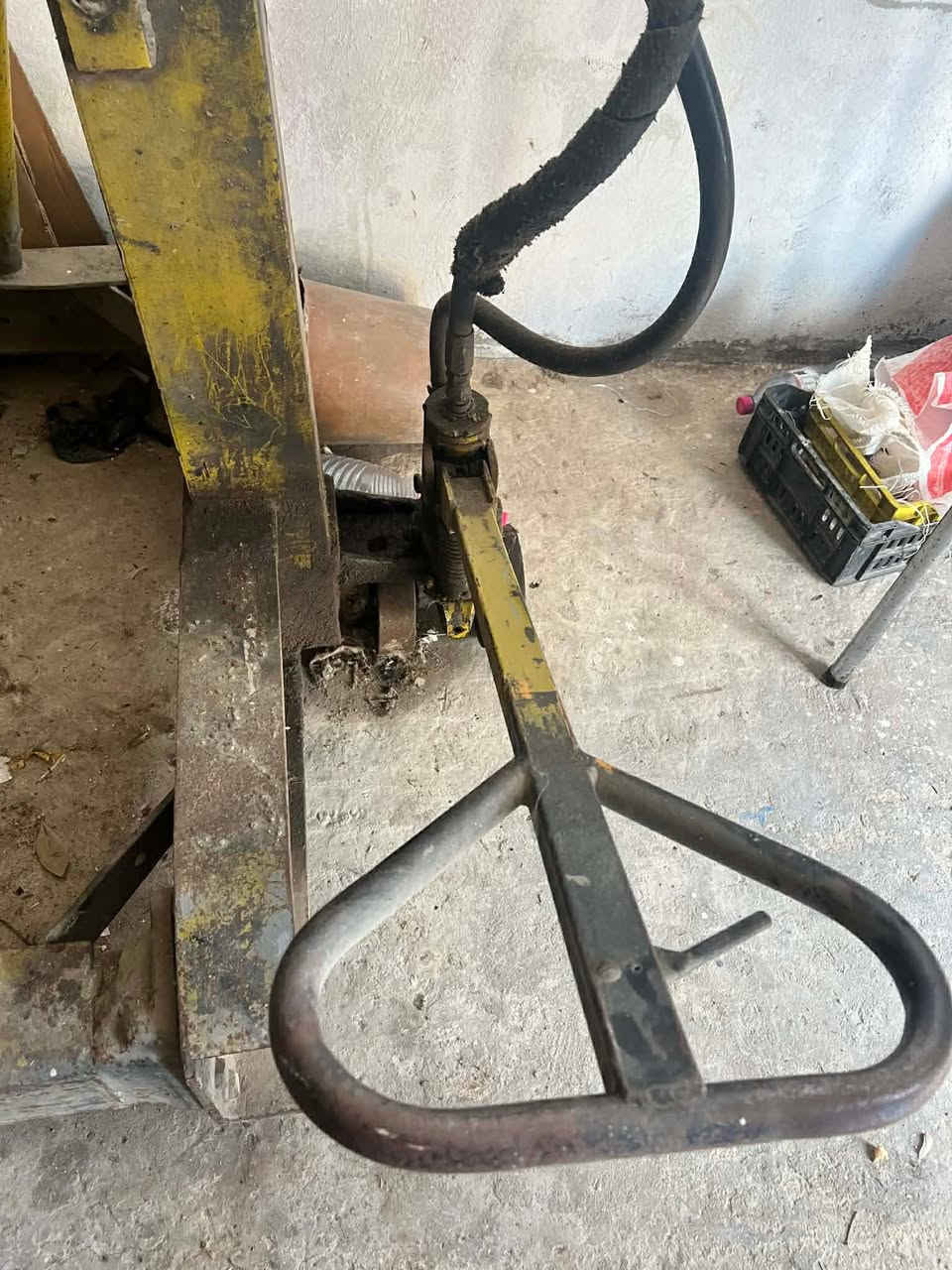 للبيع رافعة محركات سيارات او سفن ومواد حديدية ثقيلة   نعسان بن عروس


**إذا كنت صاحب هذا الإعلان وتريد حذفه لأي سبب، رجاءا أرسل رسالة إلى الدعم الفني**