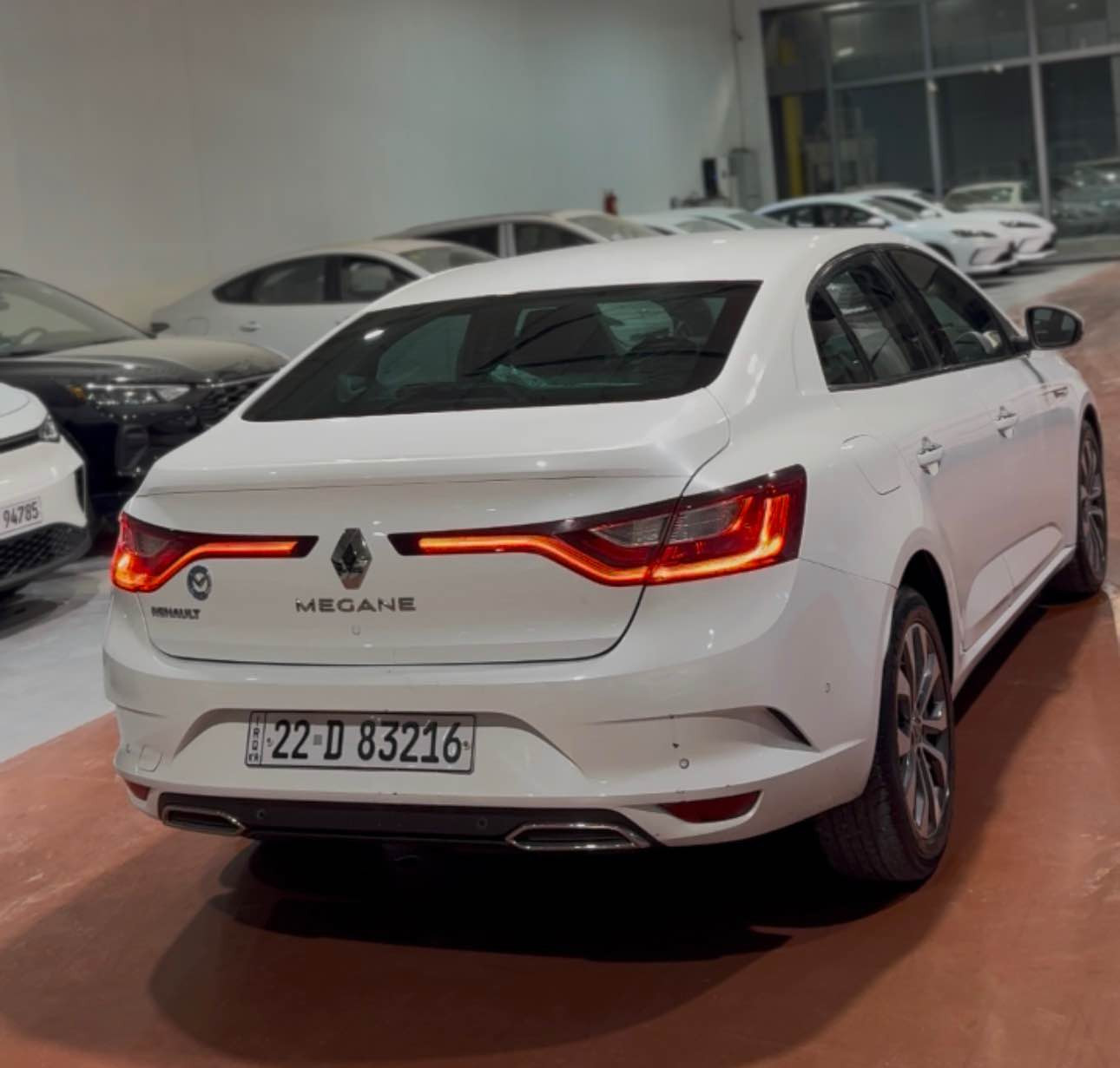 Renault Megane 2023
ڕینۆ ٢٠٢٣ تەنها یەک چاملغی دواوە بۆیاغە بێ داخلی بێ ارباگ ، سەیارەکە زۆر خاوێنە ٩٧کم ڕۆیشتووە 
١٠٥$ سعری فرۆشتن 
***********
*********** أربيل, العراق
