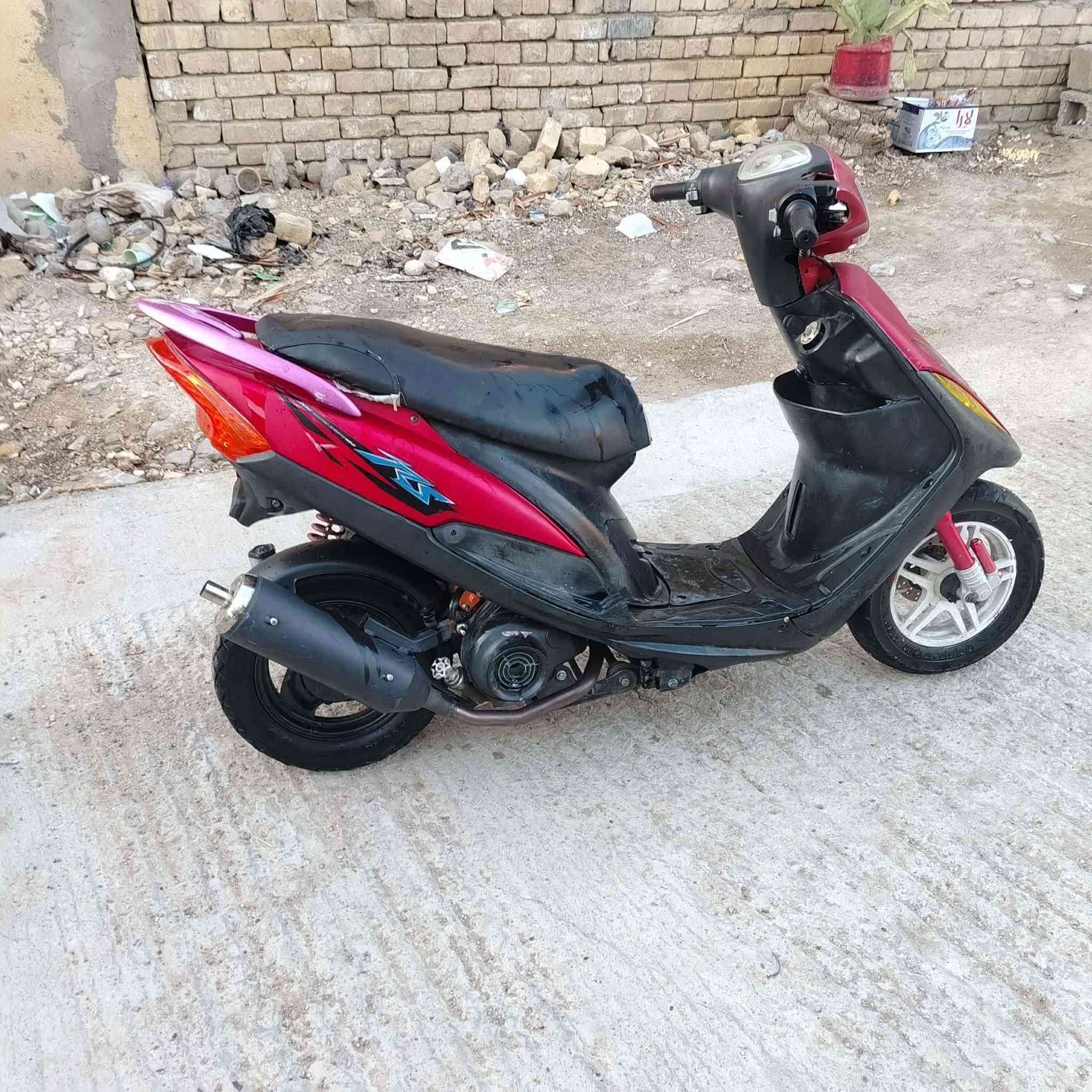 السلام عليكم دراجه ماكس لبيع رياضي بوشه ٥٥ وصالنصه رياضي دراجه نكره 
مكان في الكوت السعر ٣٥٠
رقم التلفون***********
مامتواجد مازنجر
