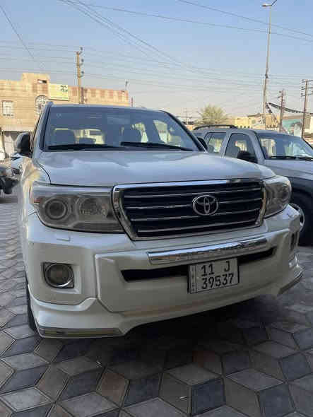 لاندكروز 12 صبغ 5 قطع اثر بطش بدون حادث  بدون صبغ داخل ماشيه 140 حقيقي محرك والكير مامفتوح السياره بريم باسمي سع185 قفل العنوان بغداد زعفرانيه ***********
