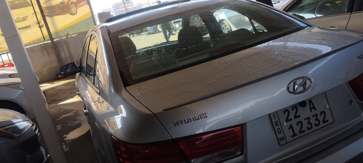 سوناتا 2008 محرك 24 ما مفتوح بشرط  
السيارة جديدة بكل معنى الكلمة ماشية 160 حقيقي بيهة بس شبر بداية الجاملغ النفر الامامي صبغ بلا دواخل
ارقام جديد سنوية 2031 كوبون ما مسجلة 
سيارة كلشي بيهة ع وضع الشركة بلادية تبريد تدفأة محرك كير كهربائيات كله شرط 
مكانهة موصل برطلة 
ينفع مراوس حسب القناعة 
***********
*********** موصل, نينوى
