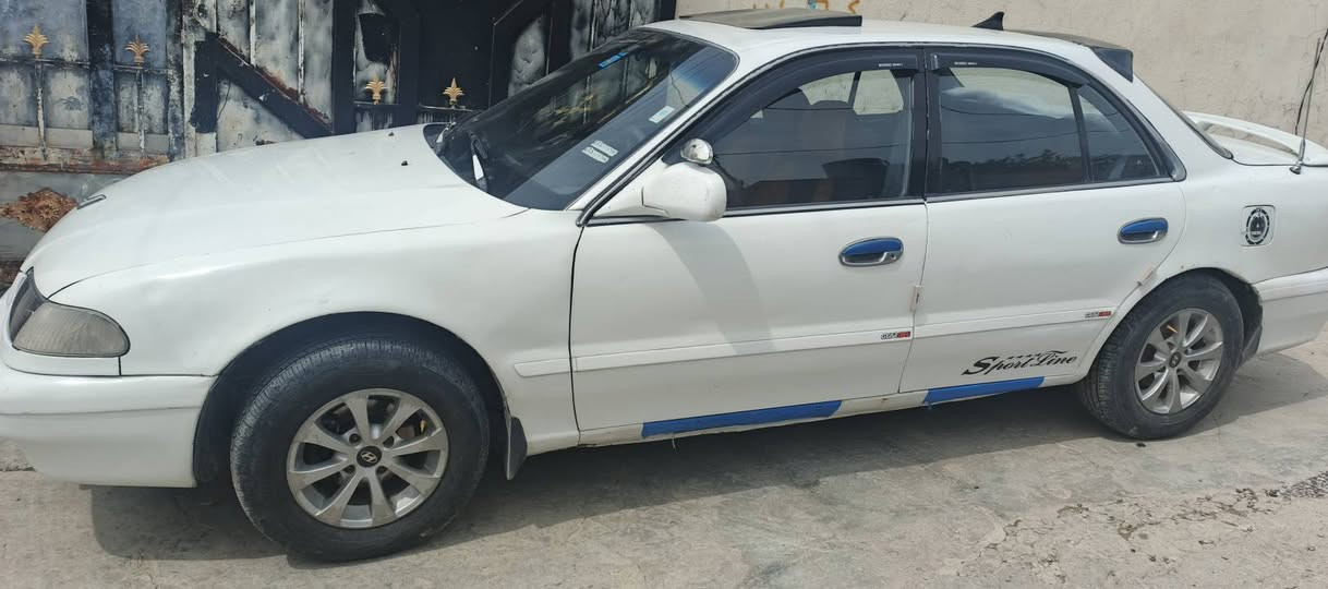 سلام عليكم سوناتا موديل 94 نضيفه بدون ضربه السياره مكفوله كفاله عامه تخم تاير محرك لا صرف ولا بخار صدر  جديد سنويه مجدد رقم انكليزي مكاني جلولاء ***********
