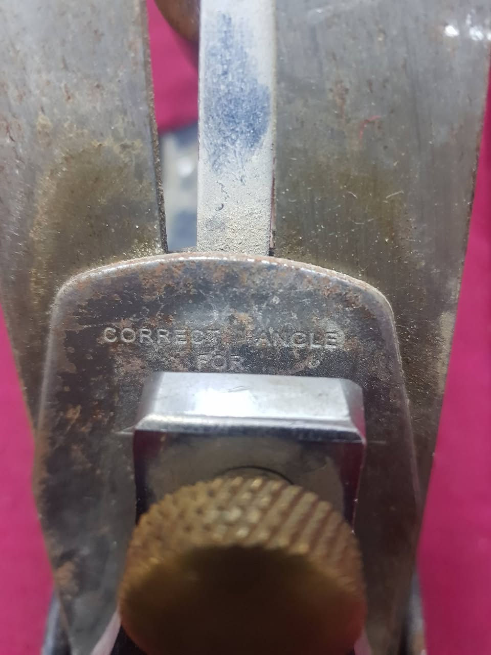 السلام عليكم اخوان للبيع يوجد توصيل
***********
